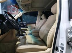 تۆیۆتا لاند کروزەر